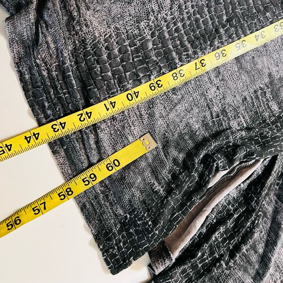 Michael Kors Gray Snake Print Button Up Shirt Dress Size 4 - Picture 6 of 6